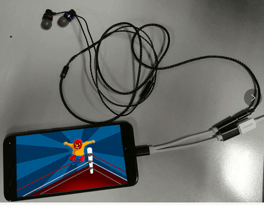 Type-C users without a headphone jack how to play and how to play black